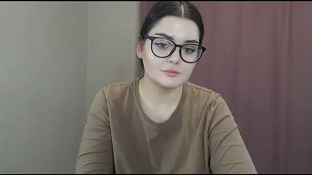 ohhhMie online show from 02-20-25, 04:14