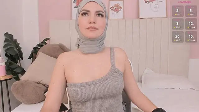 dalilasaadi  online show from 03-11-25, 06:41