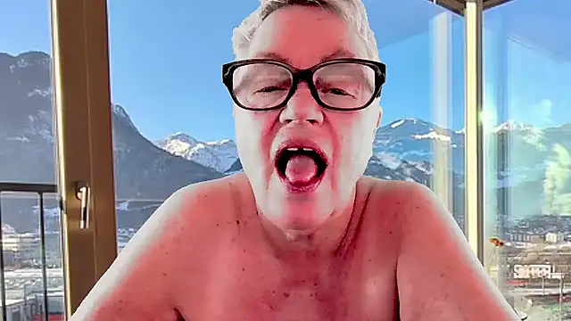 GrannyChrissy68 online show from 02-23-26, 02:14