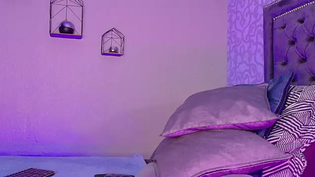 MariiePrice online show from 01-03-25, 08:32