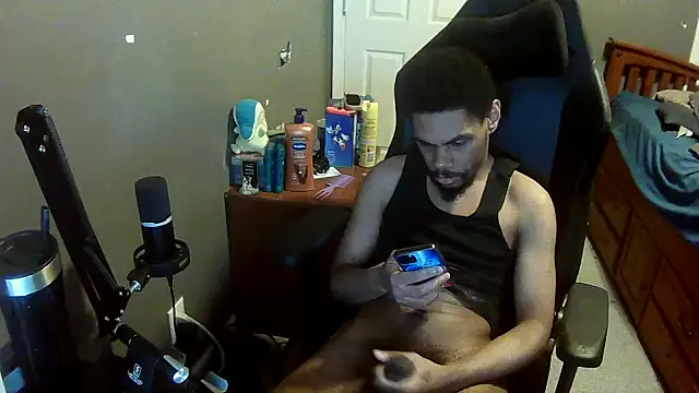 Neovergil0 online show from 11-30-25, 01:09