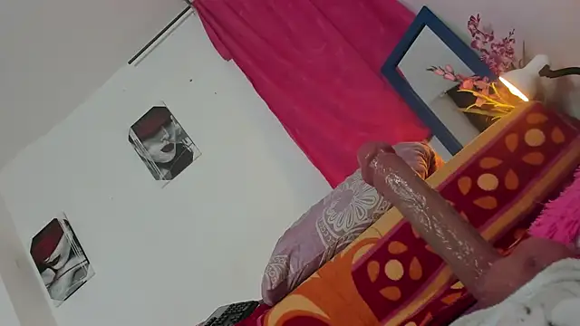 Snapshot of samantha__smile chatting on 01-30-25, 02:16 samantha smile online show from 01-30-25, 02:16