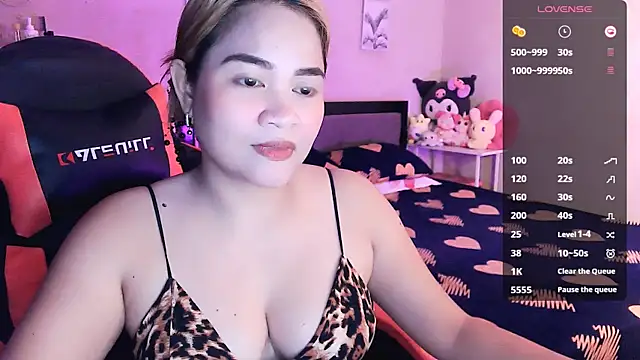 yenyen  online show from 07-08-26, 01:10