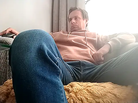 grzes19763 online show from 09-25-25, 08:51