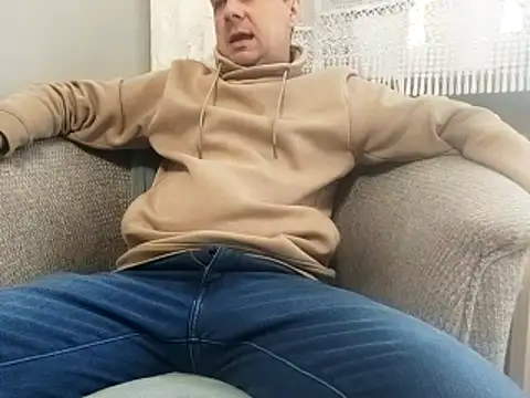 grzes19763 online show from 03-31-26, 07:53