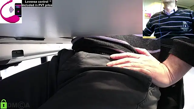 Snapshot of pliko chatting on 03-18-25, 10:03 pliko online show from 03-18-25, 10:03