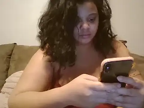Snapshot of beautylovess chatting on 03-14-25, 12:54 beautylovess online show from 03-14-25, 12:54