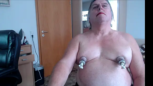 Sissygera online show from 12-15-24, 10:50