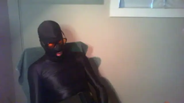 Snapshot of hugegock chatting on 06-20-26, 04:04 hugegock online show from 06-20-26, 04:04