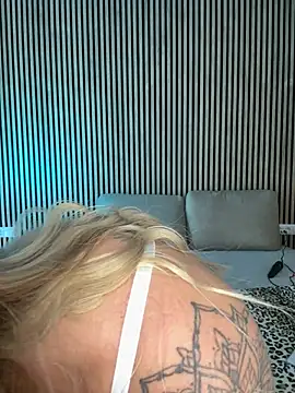 NastyMilf  online show from 01-12-26, 09:14