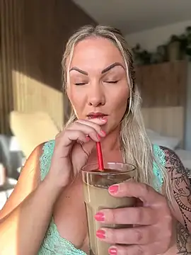 NastyMilf  online show from 04-29-26, 06:14