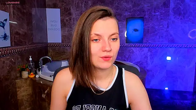 MelindaTin online show from 05-22-26, 01:02