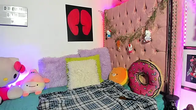LillyCandy online show from 05-10-26, 07:19