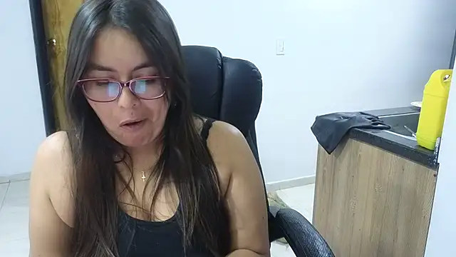 Ixchel Anaid online show from 02-04-25, 10:02