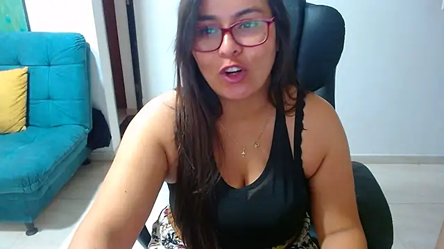 Ixchel Anaid online show from 03-05-25, 08:32