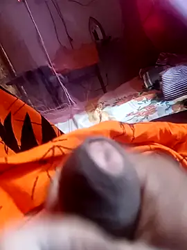 Snapshot of Nirmaana76 chatting on 03-12-25, 05:24 Nirmaana76 online show from 03-12-25, 05:24