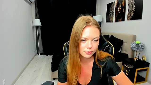 Strawberrye online show from 02-08-26, 03:21