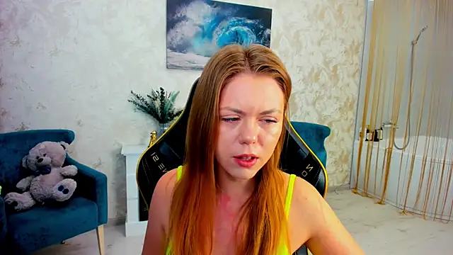 Strawberrye online show from 06-25-26, 03:28