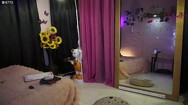 Snapshot of Rachellkors chatting on 02-24-26, 10:02 Rachellkors online show from 02-24-26, 10:02