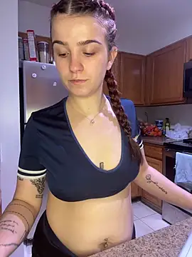 joeystaciee online show from 05-20-26, 03:29