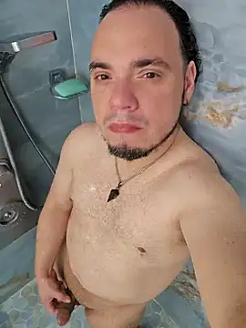 Snapshot of latinoflpr chatting on 02-28-26, 03:51 latinoflpr online show from 02-28-26, 03:51