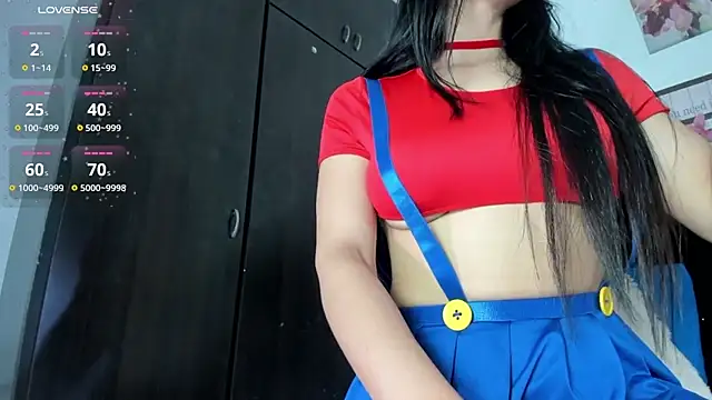 Snapshot of Lisvandr chatting on 02-21-26, 04:30 Lisvandr online show from 02-21-26, 04:30