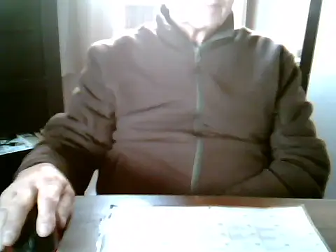 Snapshot of johnjohn622662 chatting on 11-17-25, 03:29 johnjohn622662 online show from 11-17-25, 03:29