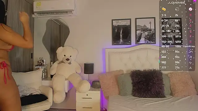 Rubyross21 online show from 02-14-25, 06:40