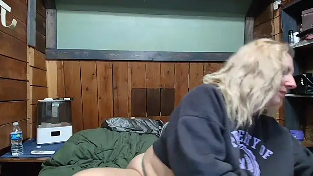 lisaxlovexxx online show from 03-24-26, 03:22