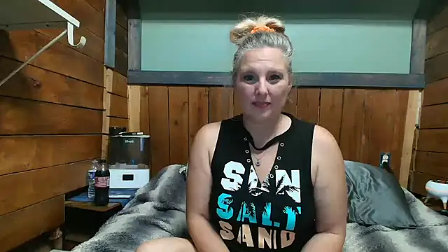 lisaxlovexxx online show from 06-11-26, 07:12