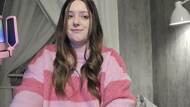 Sophia Edwards online show from 12-08-24, 08:04