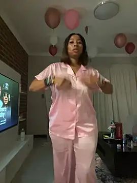 CurvyDesire1 online show from 05-08-26, 09:09