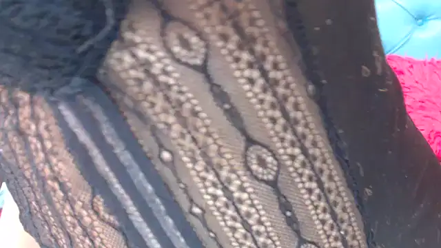 SARAWILLS online show from 10-01-25, 02:12