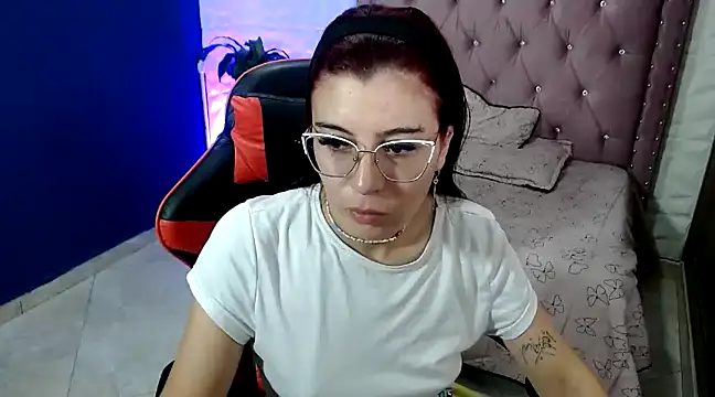 annyfischer online show from 01-03-25, 02:43