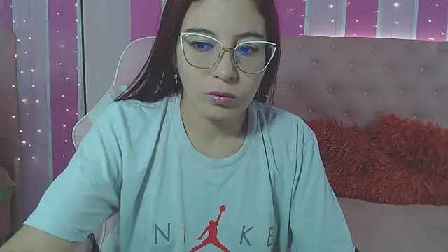 annyfischer online show from 01-17-25, 02:39