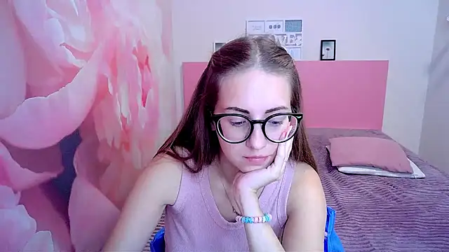 AliceAdams online show from 12-06-24, 11:22