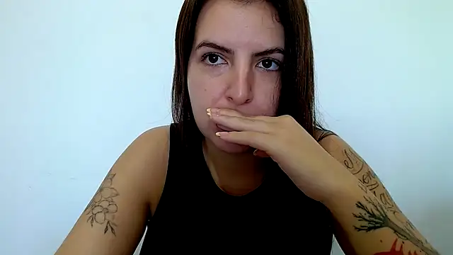 Snapshot of chelbyy chatting on 05-05-26, 05:32 chelbyy online show from 05-05-26, 05:32