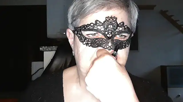 Snapshot of simona60 chatting on 11-15-25, 02:13 simona60 online show from 11-15-25, 02:13