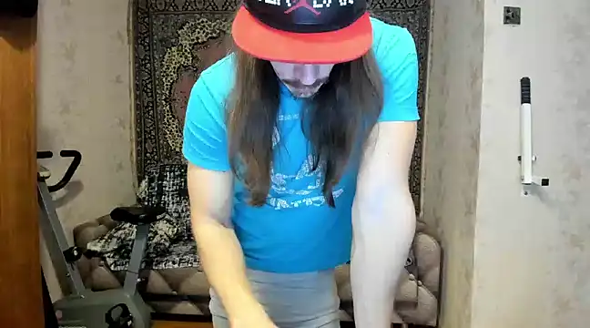 Marrymepls online show from 12-15-24, 06:07
