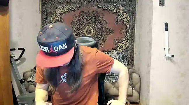 Marrymepls online show from 12-17-24, 04:43