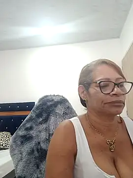 BustyMilf  online show from 09-22-25, 01:02