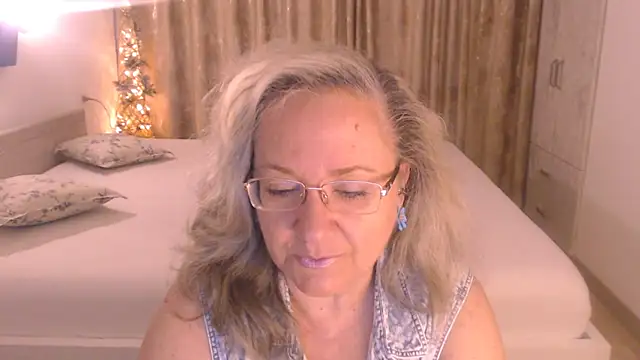 Raisshy online show from 05-07-26, 03:56