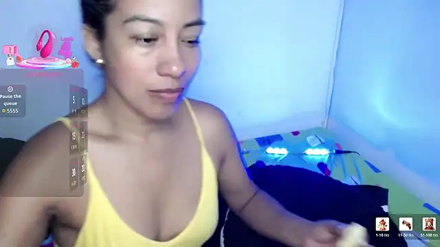 ninatiny online show from 06-16-26, 11:24