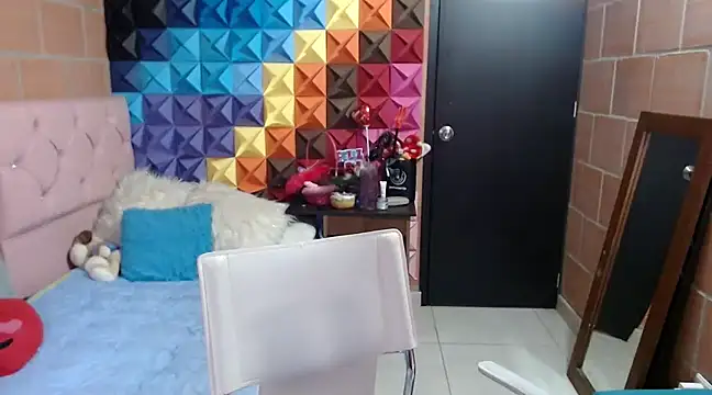 Snapshot of katifoxx chatting on 03-19-25, 03:40 katifoxx online show from 03-19-25, 03:40