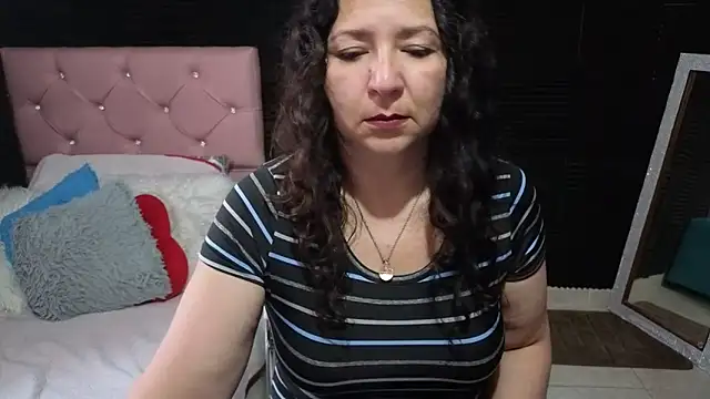 katifoxx online show from 05-03-26, 07:53