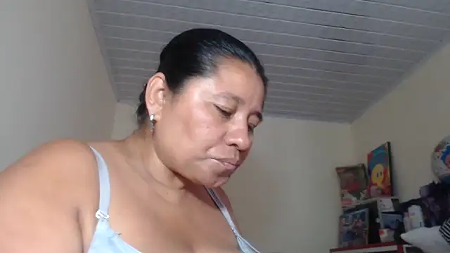 adrixxx38 online show from 10-04-25, 04:49