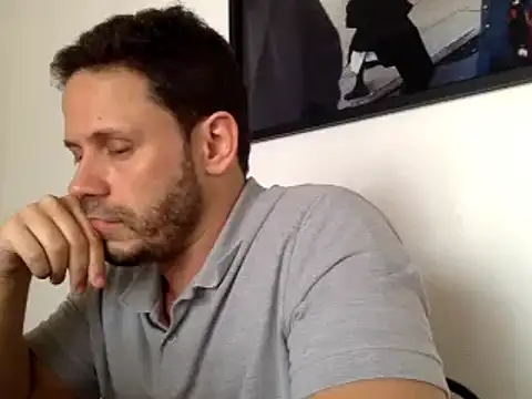 Snapshot of FelipeRiver chatting on 01-16-25, 06:16 FelipeRiver online show from 01-16-25, 06:16