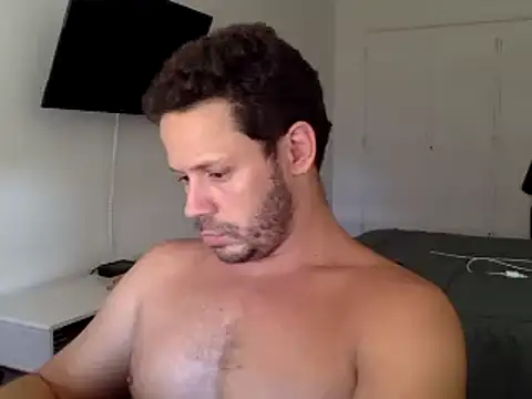 Snapshot of FelipeRiver chatting on 02-11-25, 02:35 FelipeRiver online show from 02-11-25, 02:35