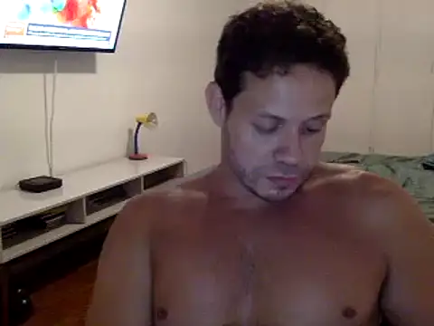 Snapshot of FelipeRiver chatting on 03-10-25, 12:40 FelipeRiver online show from 03-10-25, 12:40