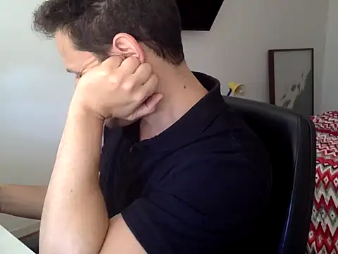 Snapshot of FelipeRiver chatting on 10-23-25, 01:10 FelipeRiver online show from 10-23-25, 01:10